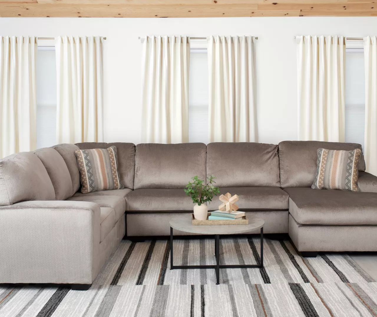 Broyhill Keeler Graystone Sectional 4 Broyhill Keeler Graystone Sectional - Image 2